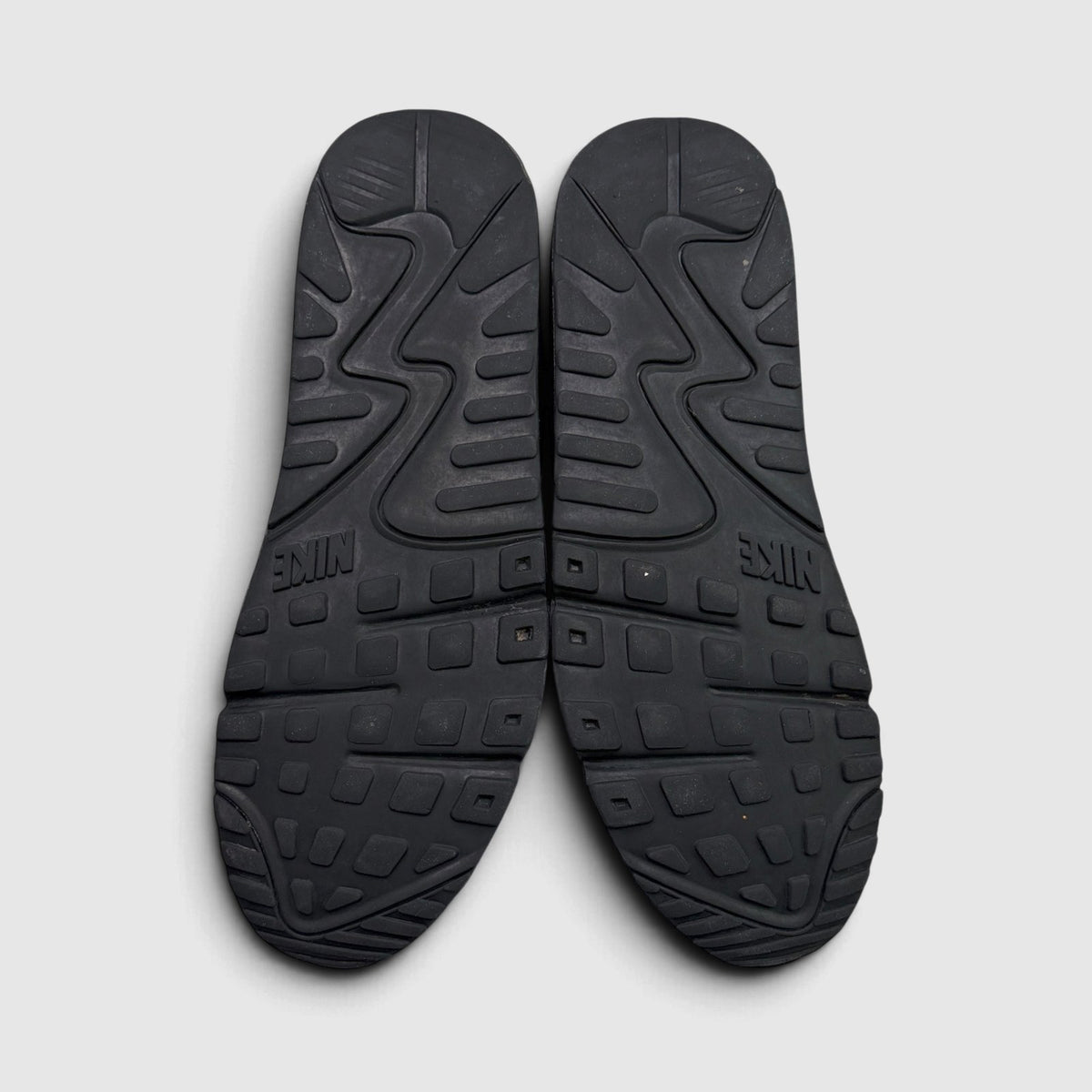 Nike Air Max 90 Black Tiffany, buty sportowe męskie w bardzo dobrym stanie rozmiar 45, podeszwa