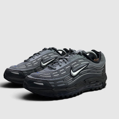 Nike Air Max TL 2.5 Anthracite, buty sportowe męskie w bardzo dobrym stanie rozmiar 42.5, para butów