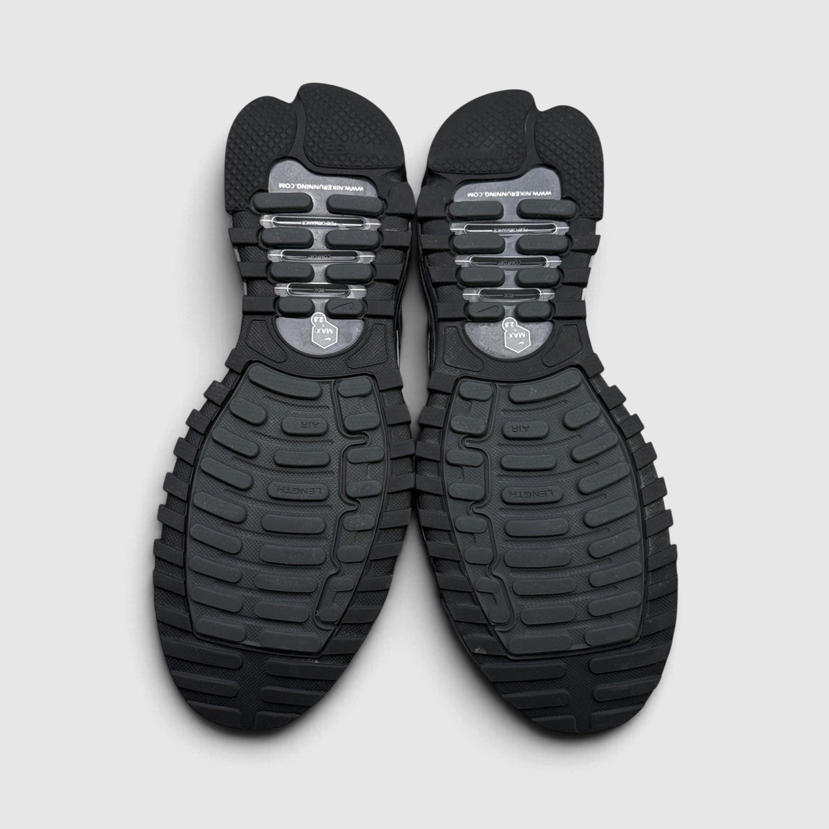 Nike Air Max TL 2.5 Anthracite, buty sportowe męskie w bardzo dobrym stanie rozmiar 42.5, podeszwa