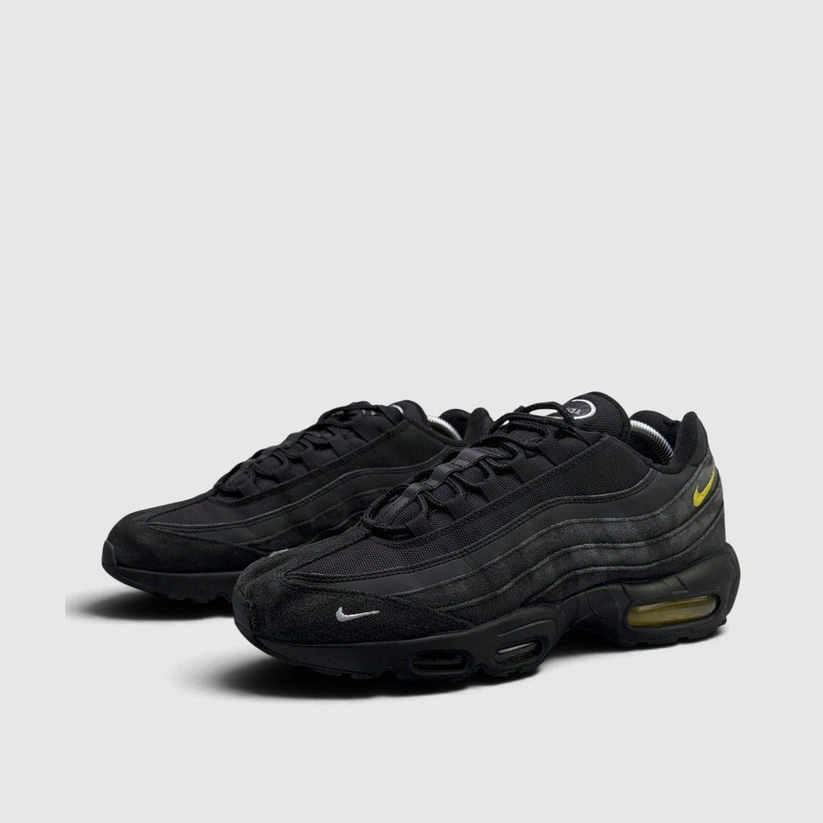 Nike Air Max 95 Black Yellow, buty sportowe męskie w dobrym stanie rozmiar 44, para butów