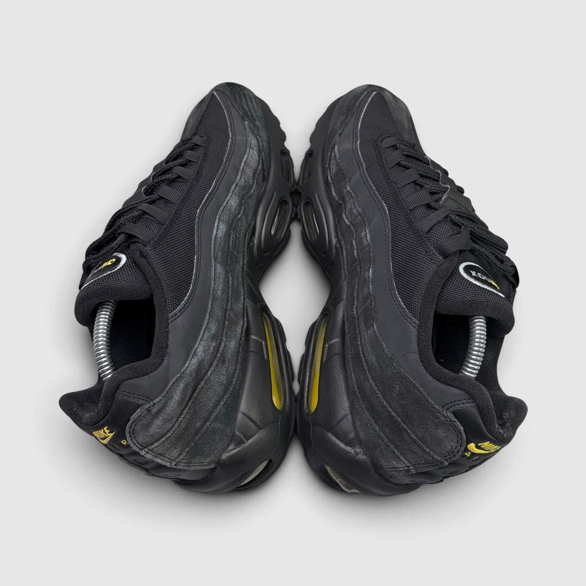 Nike Air Max 95 Black Yellow, buty sportowe męskie w dobrym stanie rozmiar 44, para butów