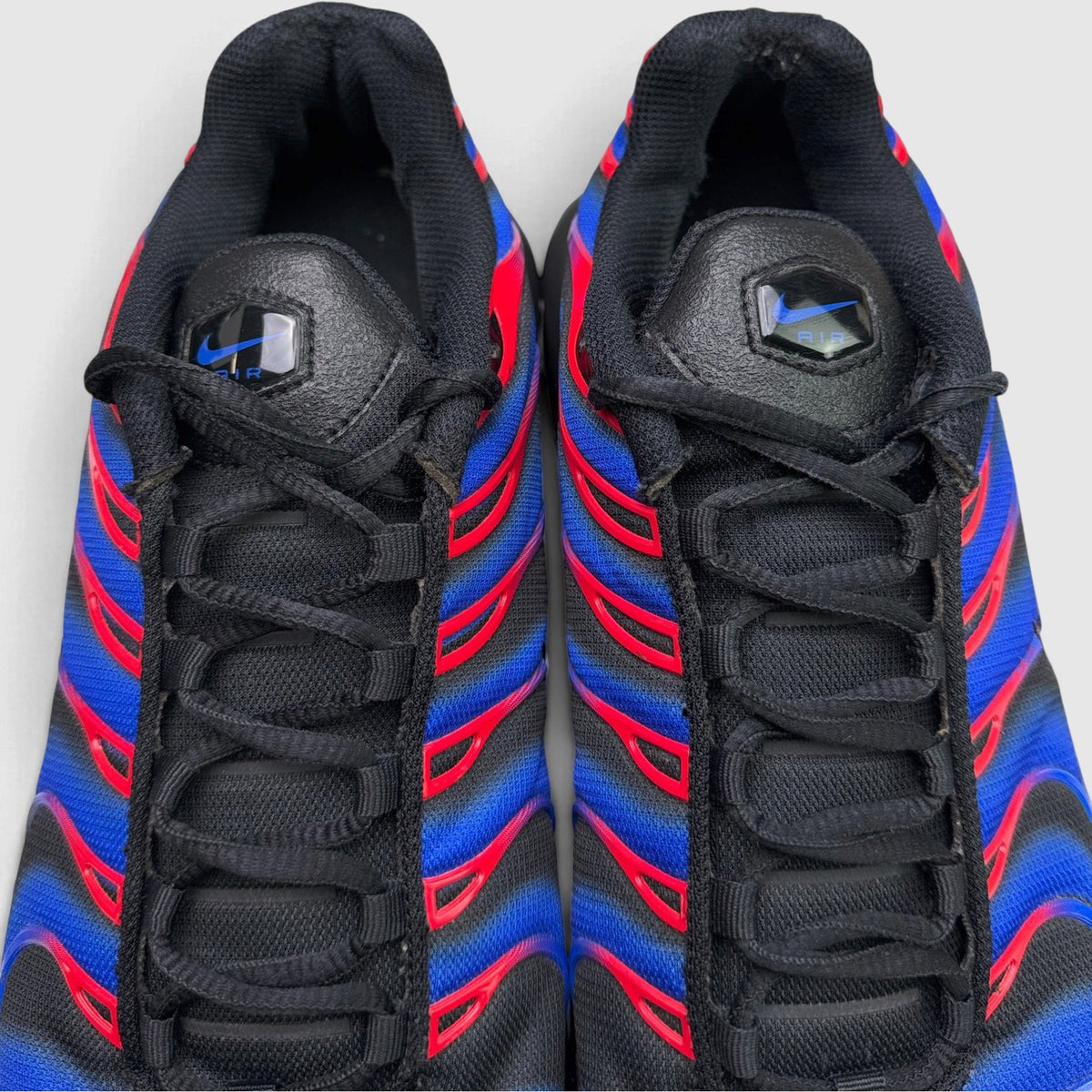 Nike Air Max Plus Spider-Man, buty sportowe męskie w bardzo dobrym stanie rozmiar 44.5, język buta