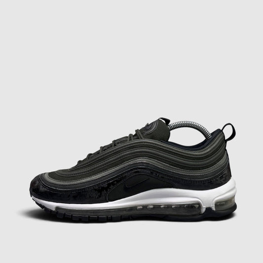 Nike Air Max 97, buty sportowe męskie w bardzo dobrym stanie rozmiar 41, boczny profil, lewa strona