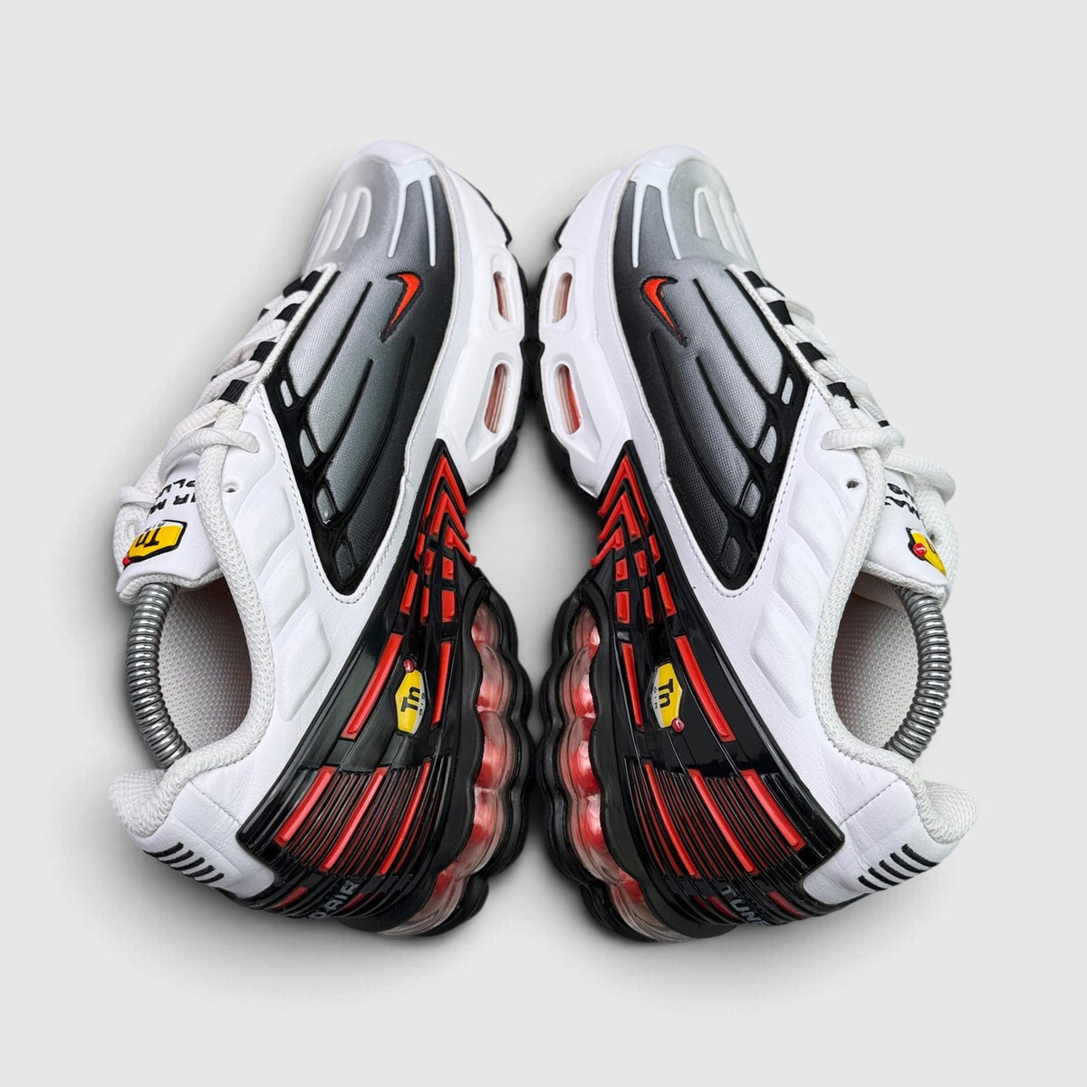 Nike Air Max Plus 3 Gunsmoke, buty sportowe męskie w bardzo dobrym stanie rozmiar 41, para butów