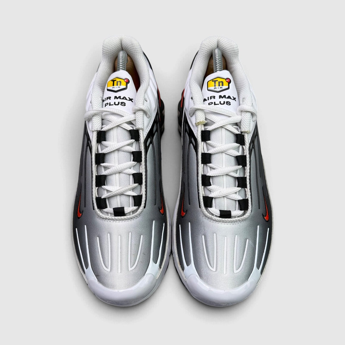 Nike Air Max Plus 3 Gunsmoke, buty sportowe męskie w bardzo dobrym stanie rozmiar 41, widok z góry