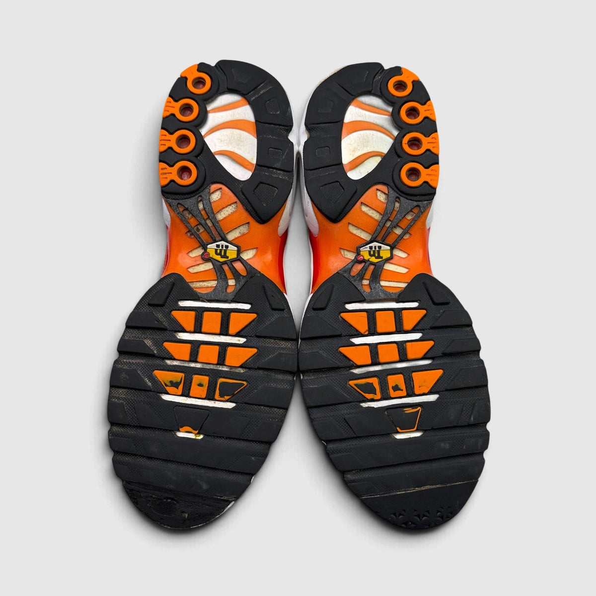 Nike Air Max Plus, buty sportowe męskie w bardzo dobrym stanie rozmiar 42.5, podeszwa