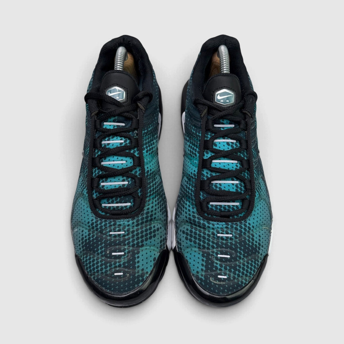 Nike Air Max Plus Black Dusty Cactus, buty sportowe męskie w bardzo dobrym stanie rozmiar 41, widok z góry