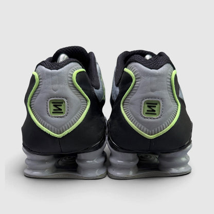 Nike Shox TL Wolf Grey, buty sportowe męskie w bardzo dobrym stanie rozmiar 42.5, widok z tyłu