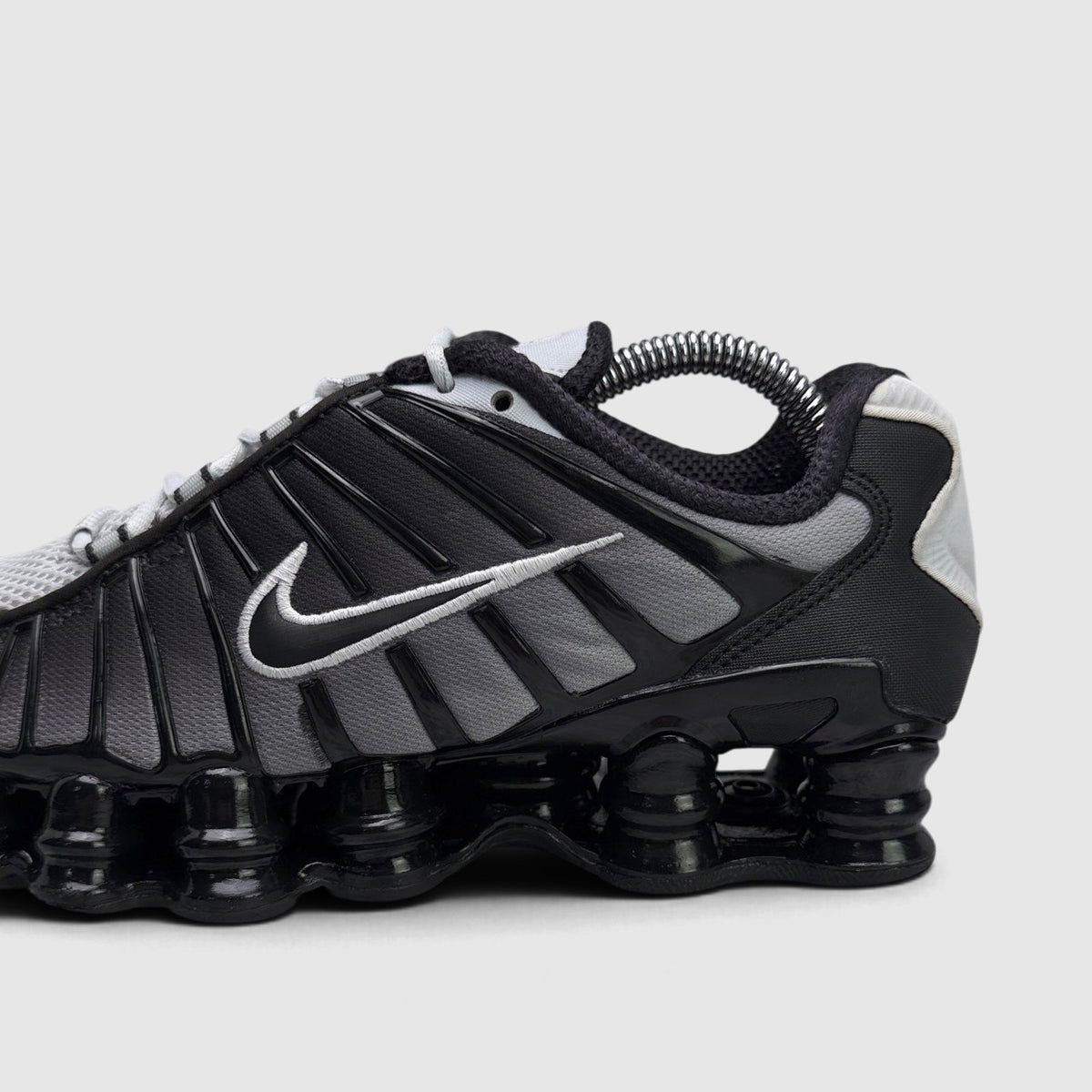 Nike Shox TL, buty sportowe damskie w bardzo dobrym stanie rozmiar 37.5, detal