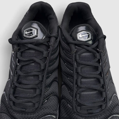 Nike Air Max Plus Triple Black, buty sportowe męskie w bardzo dobrym stanie rozmiar 43, detal