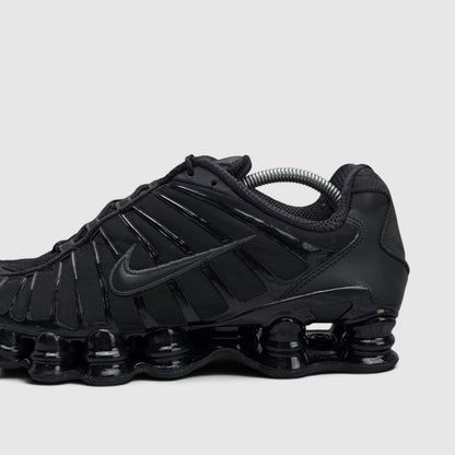 Nike Shox TL Triple Black, buty sportowe męskie w bardzo dobrym stanie rozmiar 43, boczny profil, lewa strona