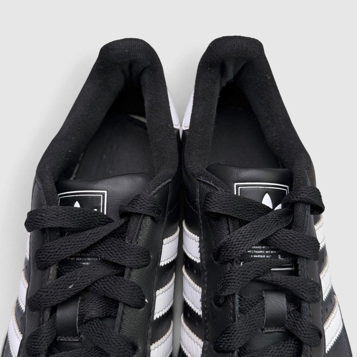Adidas Superstar II Black White, buty sportowe damskie w bardzo dobrym stanie rozmiar 38 2/3, widok z góry