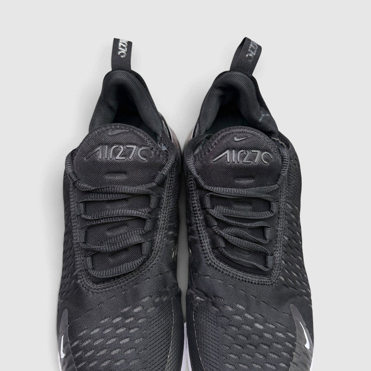 Nike Air Max 270 Black / Anthracite / White, buty sportowe damskie w bardzo dobrym stanie rozmiar 38.5, język buta