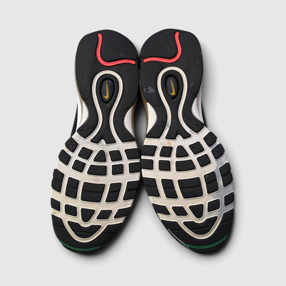 Nike Air Max 98, buty sportowe męskie w bardzo dobrym stanie rozmiar 41, podeszwa