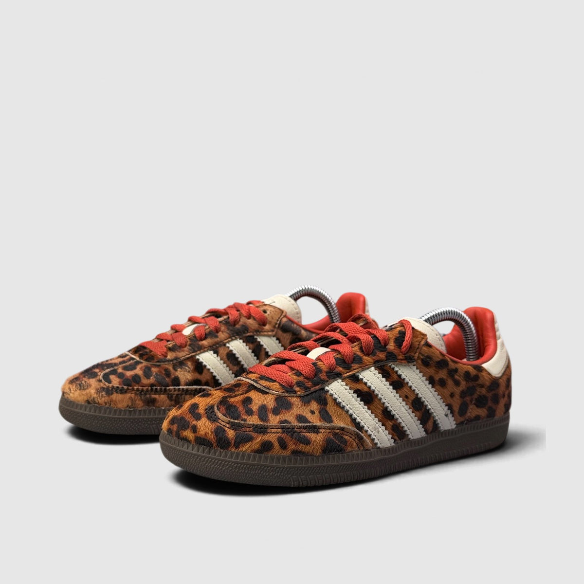 Adidas Samba OG Preloved Red Leopard, buty sportowe damskie w bardzo dobrym stanie rozmiar 38, para butów