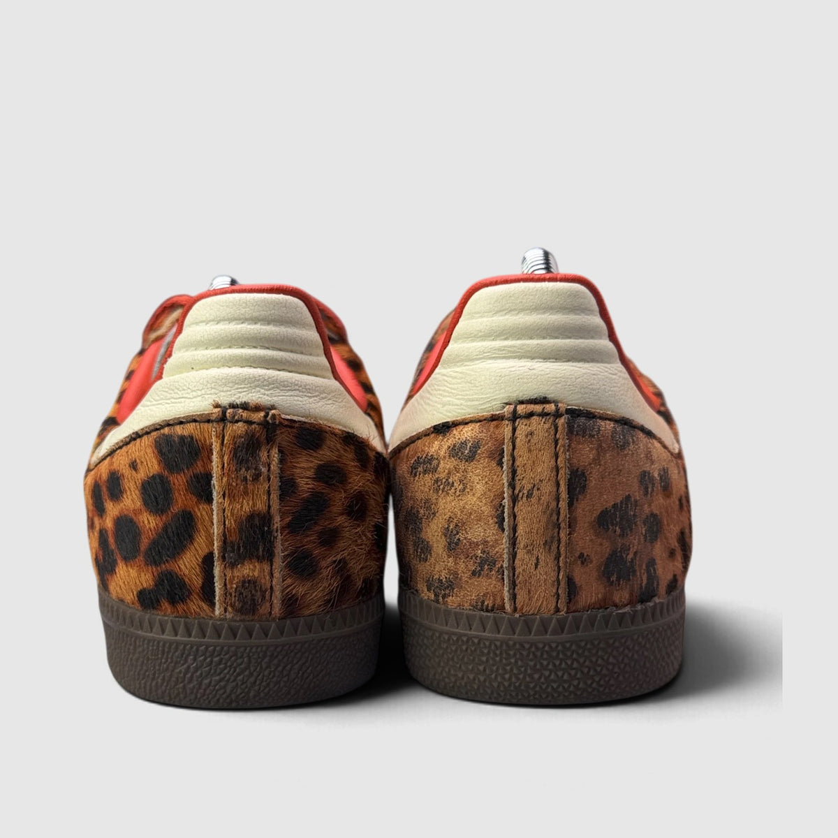 Adidas Samba OG Preloved Red Leopard, buty sportowe damskie w bardzo dobrym stanie rozmiar 38, widok z tyłu