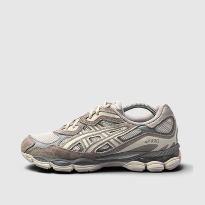 Asics Gel-Nyc, buty sportowe męskie w bardzo dobrym stanie rozmiar 42.5, boczny profil, lewa strona