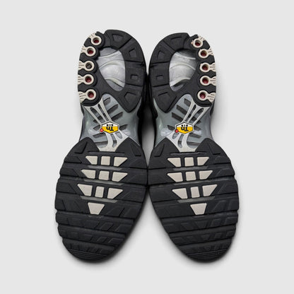 Nike Air Max Plus Multi Swoosh, buty sportowe męskie w bardzo dobrym stanie rozmiar 44, podeszwa