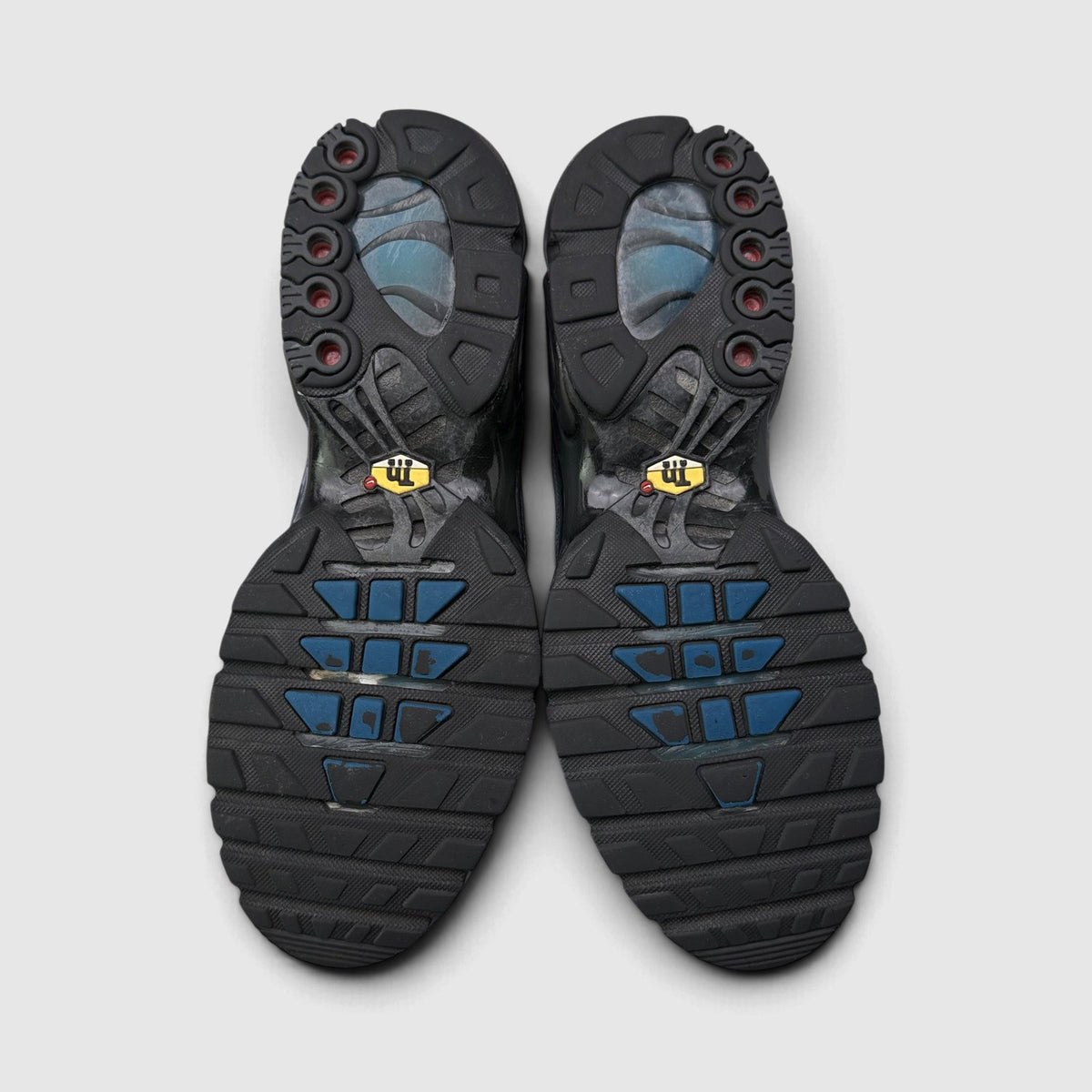 Nike Air Max Plus, buty sportowe męskie w bardzo dobrym stanie rozmiar 44.5, podeszwa
