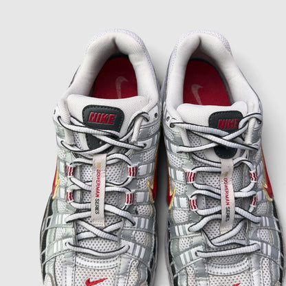 Nike P-6000 Metallic Silver Red, buty sportowe damskie w bardzo dobrym stanie rozmiar 39, detal
