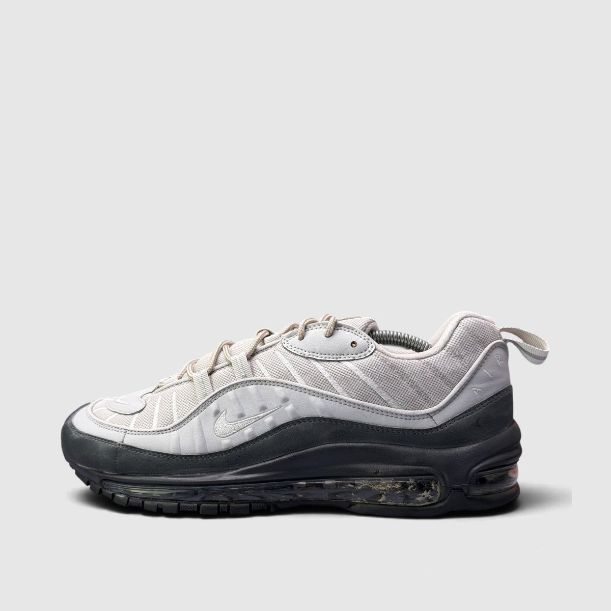 Nike Air Max 98 Gundam, buty sportowe męskie w bardzo dobrym stanie rozmiar 45, boczny profil, lewa strona