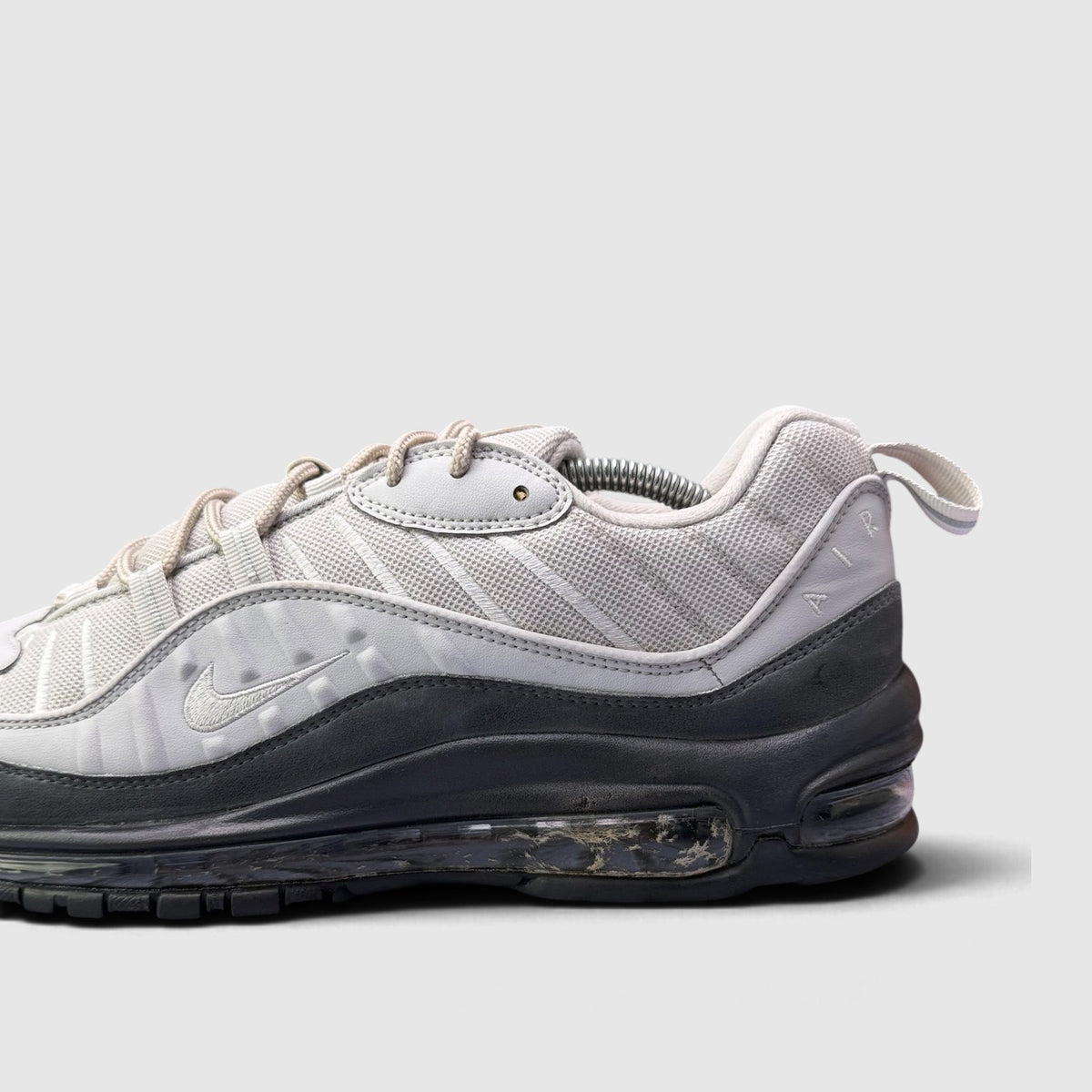 Nike Air Max 98 Gundam, buty sportowe męskie w bardzo dobrym stanie rozmiar 45, boczny profil, prawa strona