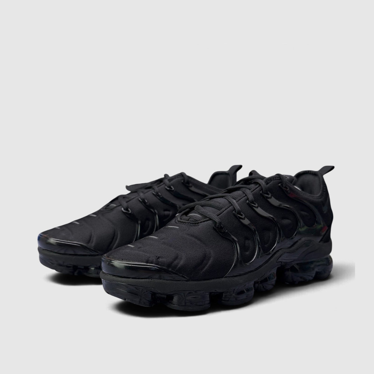 Nike Air VaporMax Plus Triple Black, buty sportowe męskie w bardzo dobrym stanie rozmiar 45.5, para butów