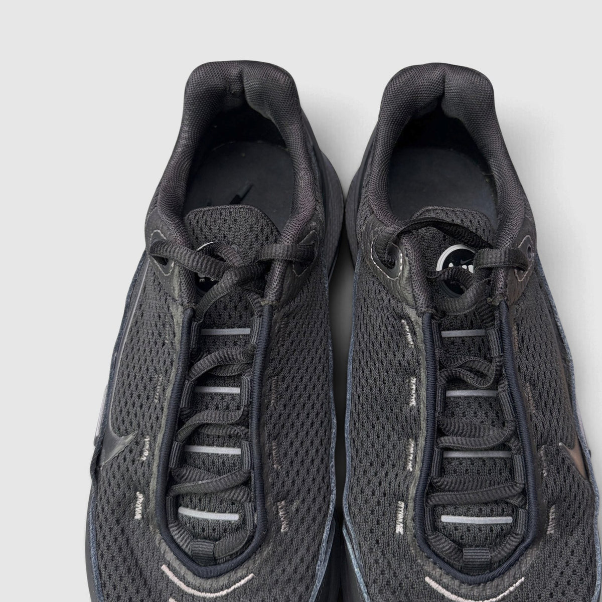 Nike Air Max Pulse Black, buty sportowe męskie w bardzo dobrym stanie rozmiar 41, widok z góry