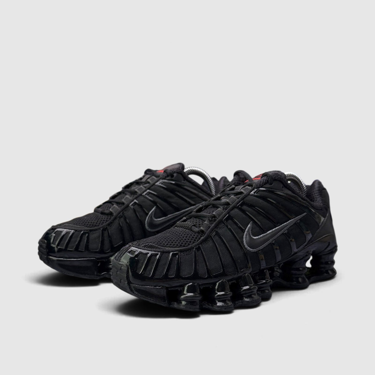 Nike Shox TL Triple Black, buty sportowe damskie w bardzo dobrym stanie rozmiar 37.5, para butów