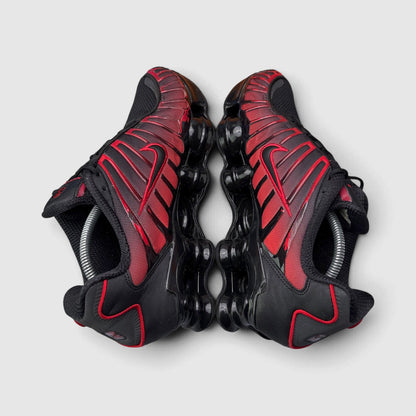 Nike Shox TL Deadpool, buty sportowe męskie w bardzo dobrym stanie rozmiar 44.5, widok z góry