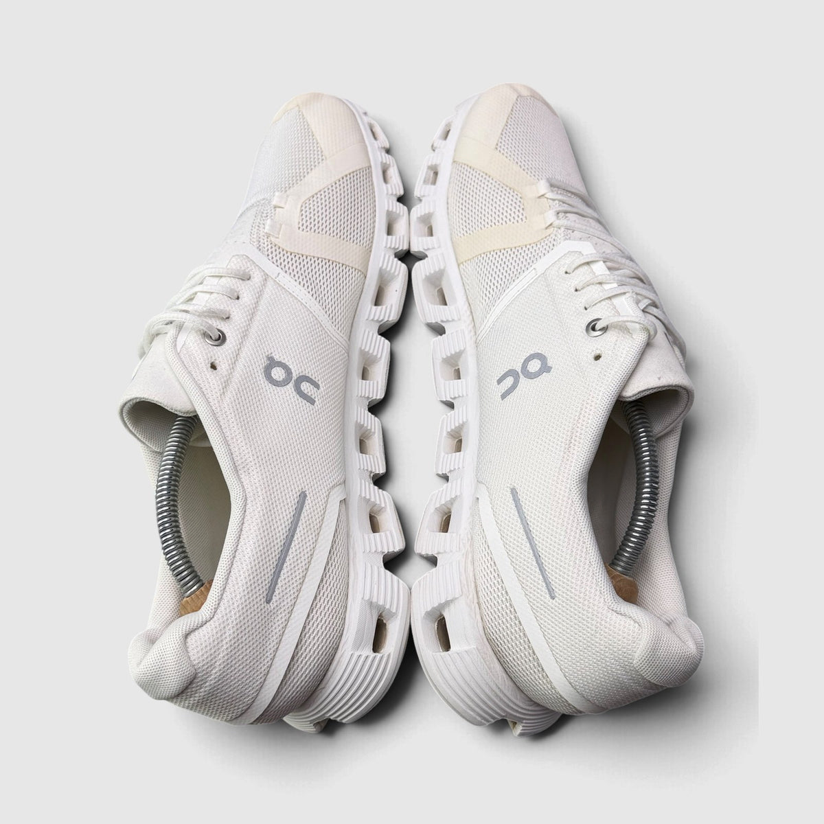 On Cloud 5 All White, buty sportowe męskie w bardzo dobrym stanie rozmiar 47, widok z góry