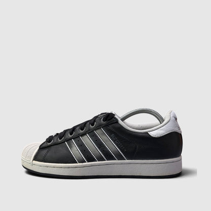 Adidas Superstar II, buty sportowe męskie w bardzo dobrym stanie rozmiar 42, boczny profil, lewa strona