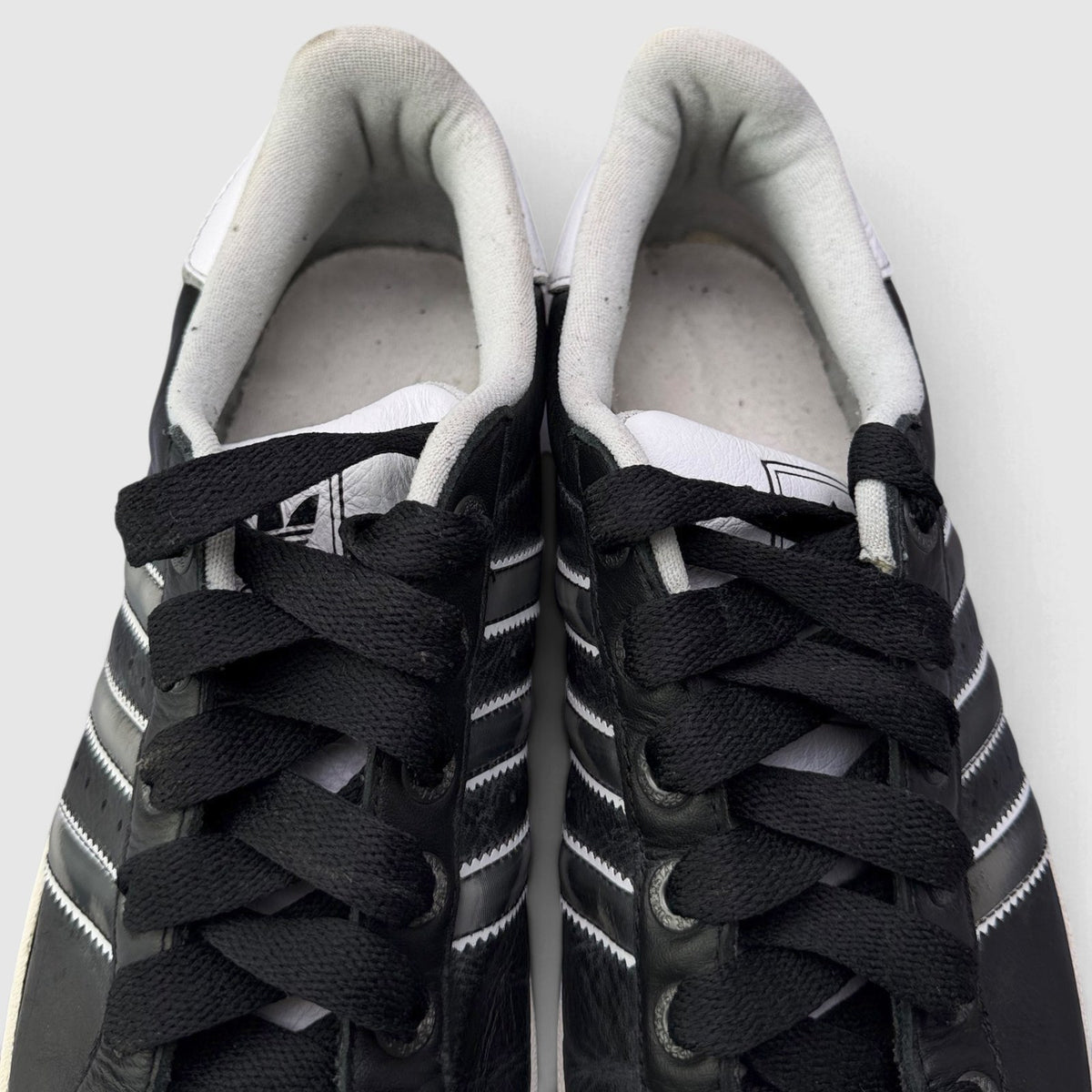 Adidas Superstar II, buty sportowe męskie w bardzo dobrym stanie rozmiar 42, widok z góry