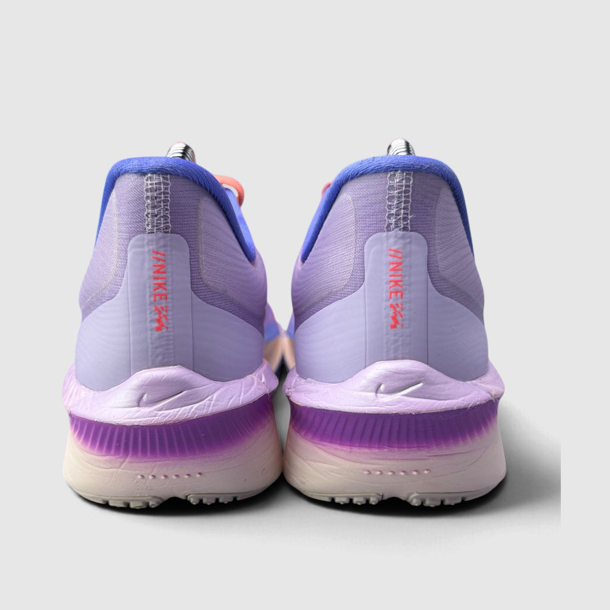 Nike Zoom Fly 6, buty sportowe damskie w bardzo dobrym stanie rozmiar 37.5, widok z tyłu