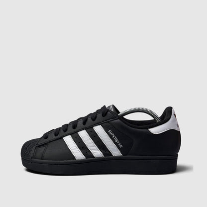Adidas Superstar II Black White, buty sportowe męskie w bardzo dobrym stanie rozmiar 42, boczny profil, lewa strona