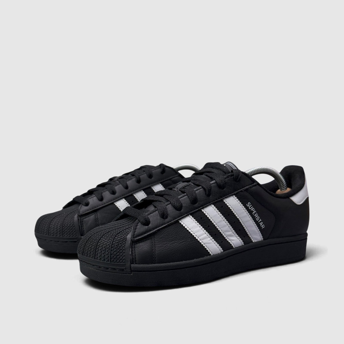 Adidas Superstar II Black White, buty sportowe męskie w bardzo dobrym stanie rozmiar 42, para butów