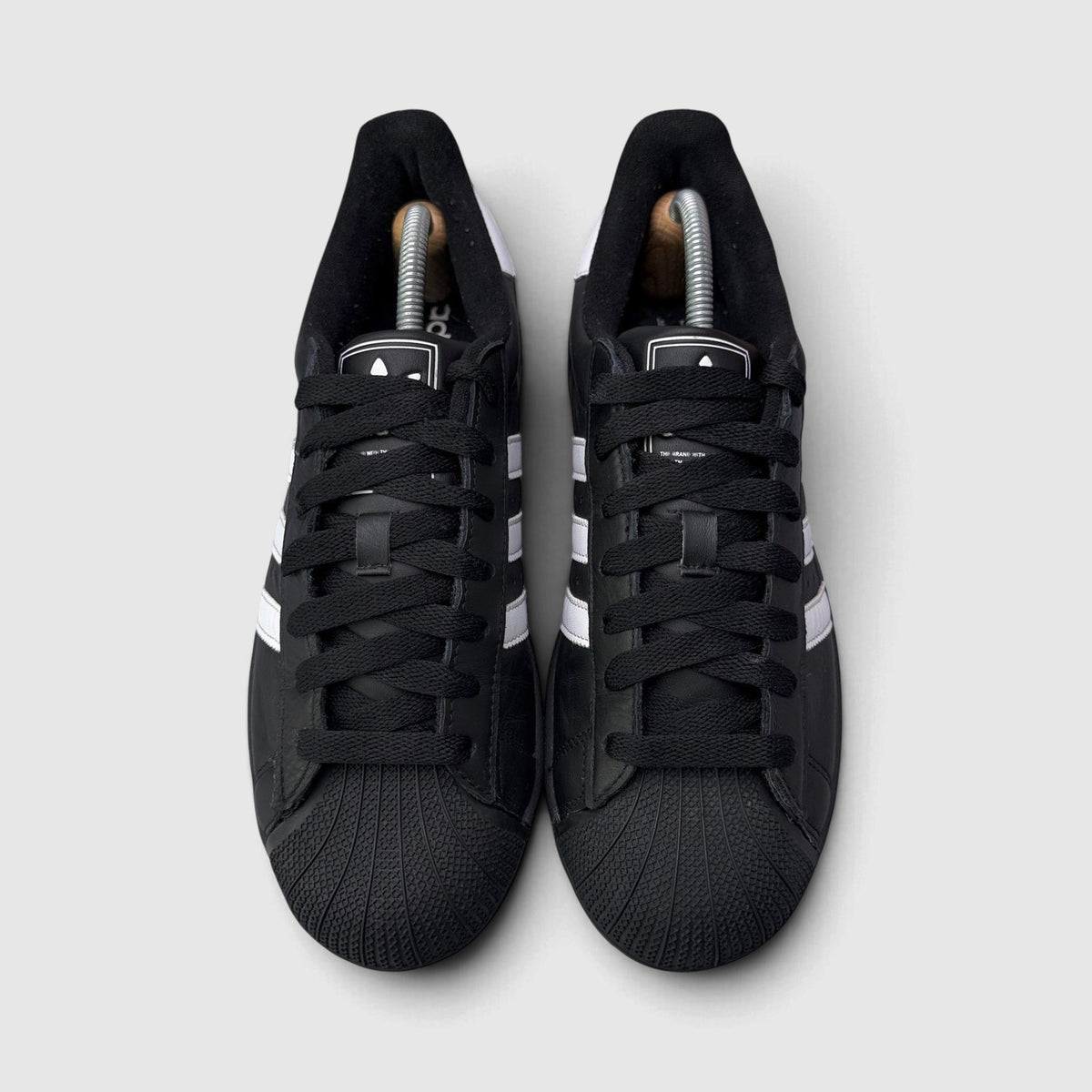 Adidas Superstar II Black White, buty sportowe męskie w bardzo dobrym stanie rozmiar 42, widok z przodu
