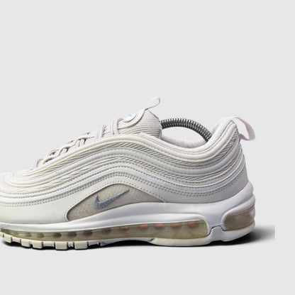 Nike Air Max 97, buty sportowe męskie w bardzo dobrym stanie rozmiar 44, boczny profil, lewa strona