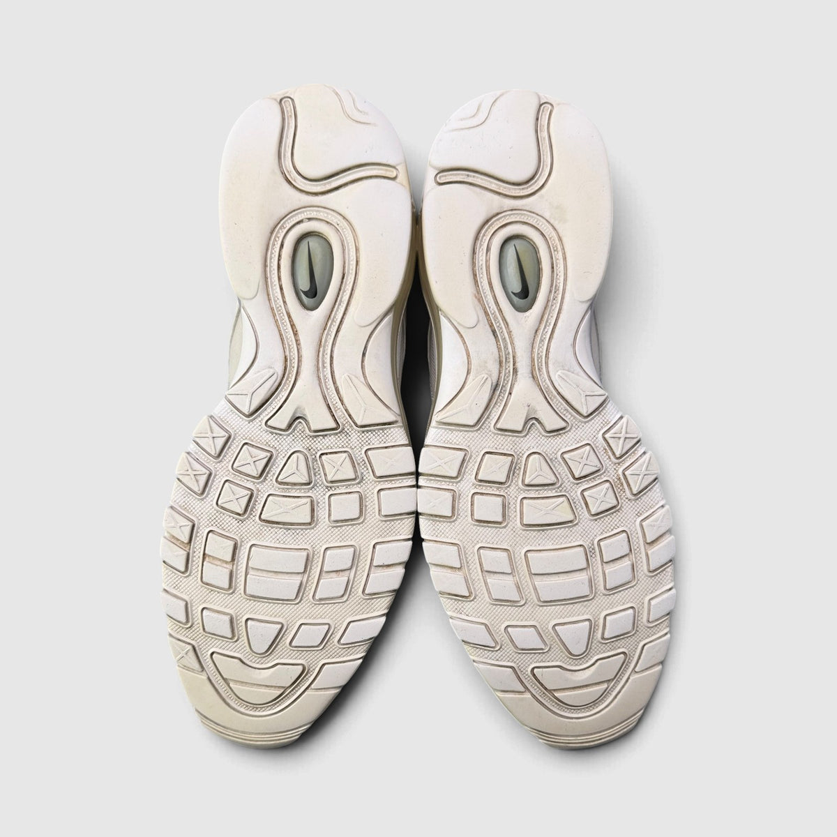 Nike Air Max 97, buty sportowe męskie w bardzo dobrym stanie rozmiar 44, podeszwa