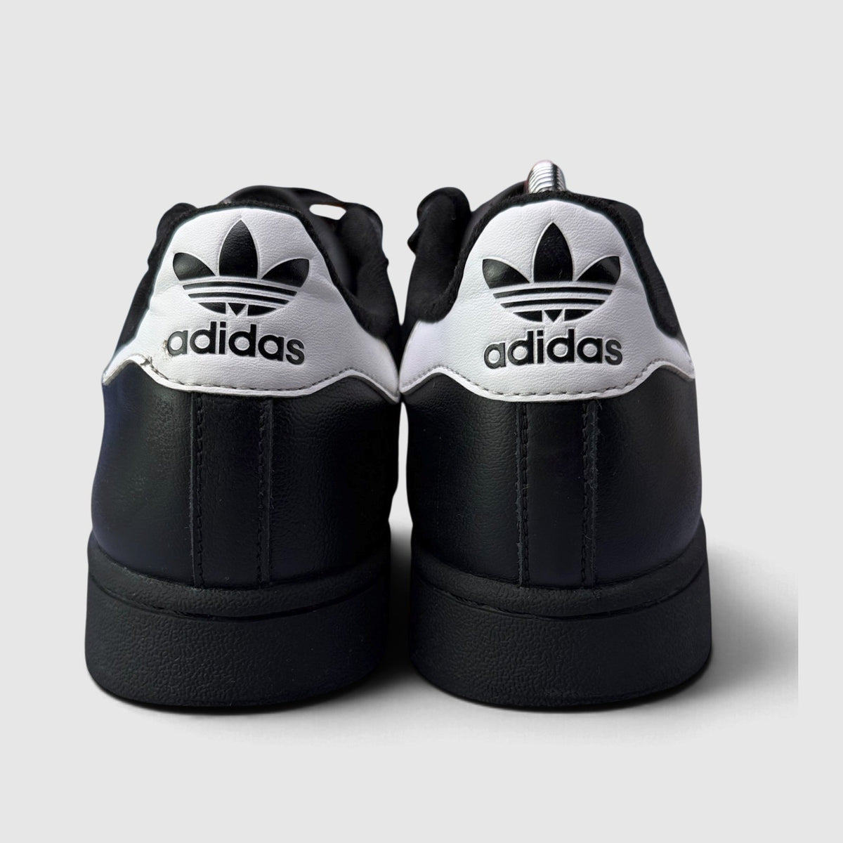 Adidas Superstar II Black White, buty sportowe damskie w bardzo dobrym stanie rozmiar 38, widok z tyłu