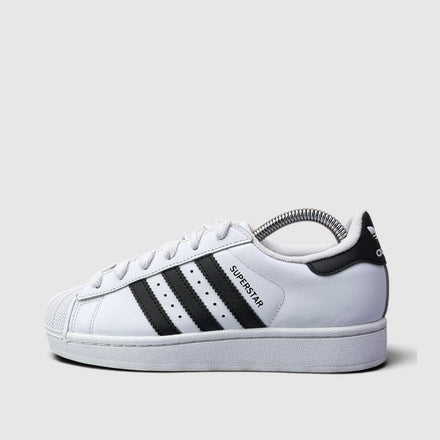 Adidas Superstar II Cloud White Black, buty sportowe damskie w bardzo dobrym stanie rozmiar 36, boczny profil, lewa strona