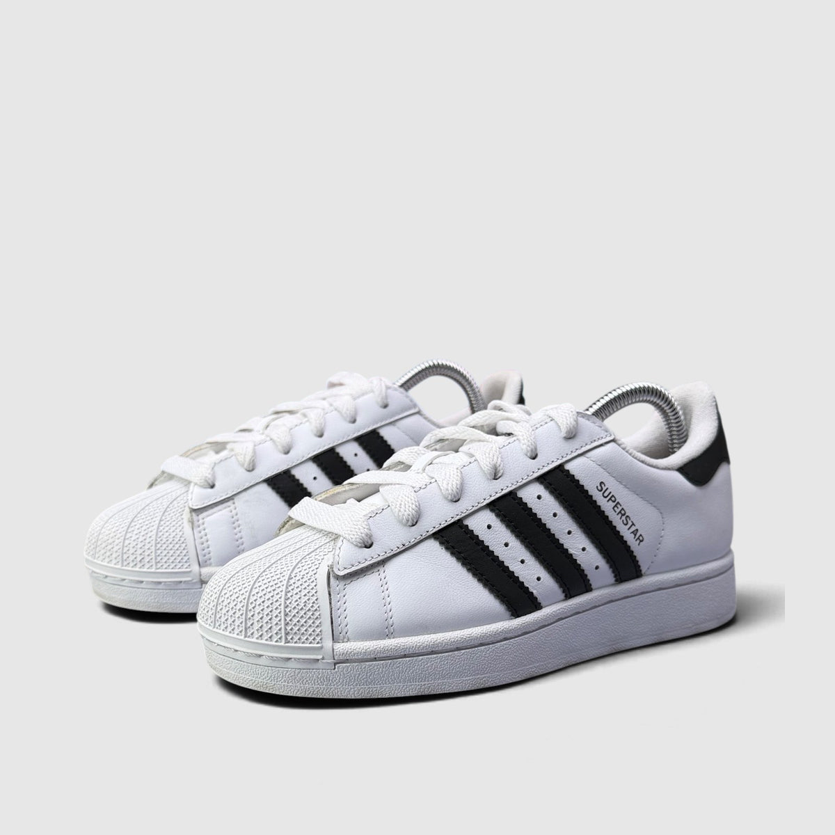 Adidas Superstar II Cloud White Black, buty sportowe damskie w bardzo dobrym stanie rozmiar 36, para butów