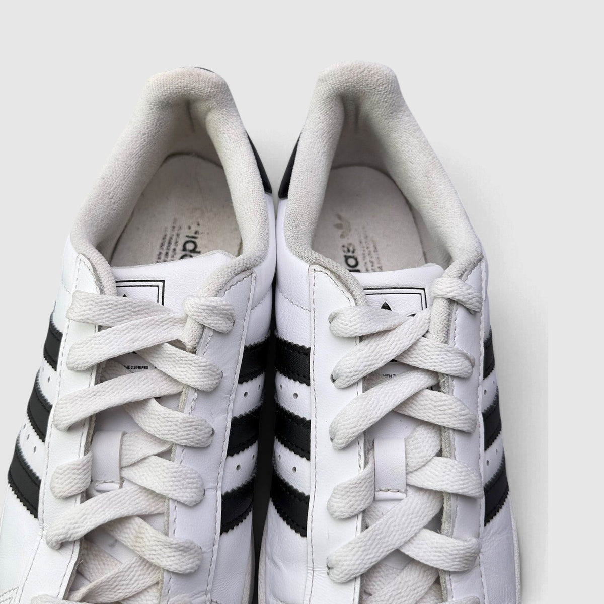 Adidas Superstar II Cloud White Black, buty sportowe damskie w bardzo dobrym stanie rozmiar 38, wkładka