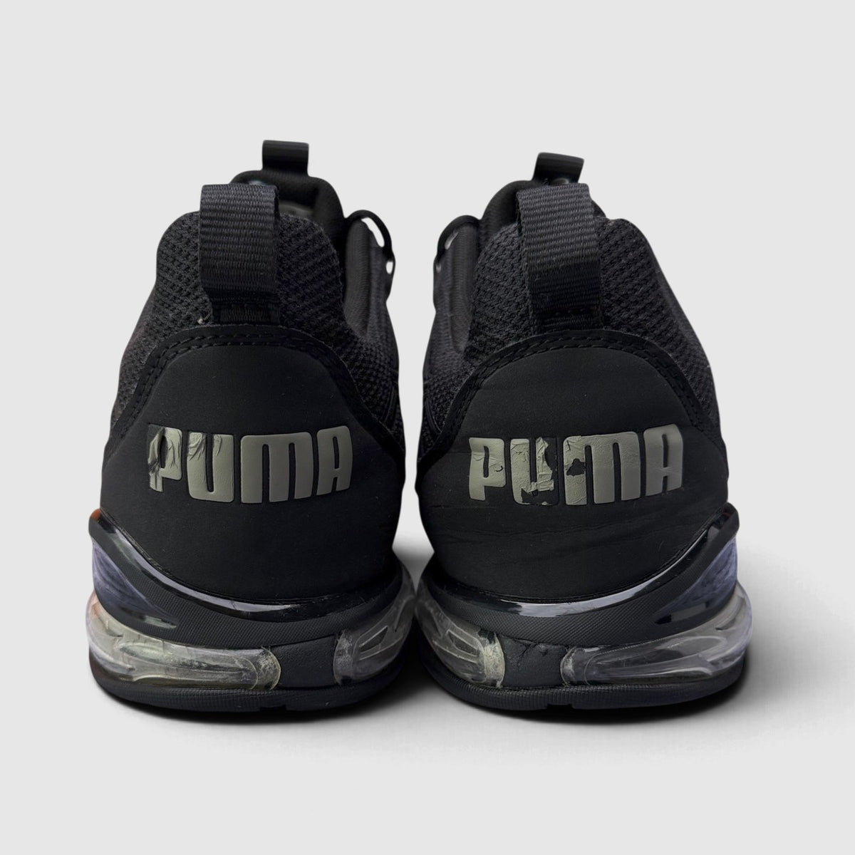 Puma Voltaic Evo Black, buty sportowe męskie w bardzo dobrym stanie rozmiar 42, widok z tyłu