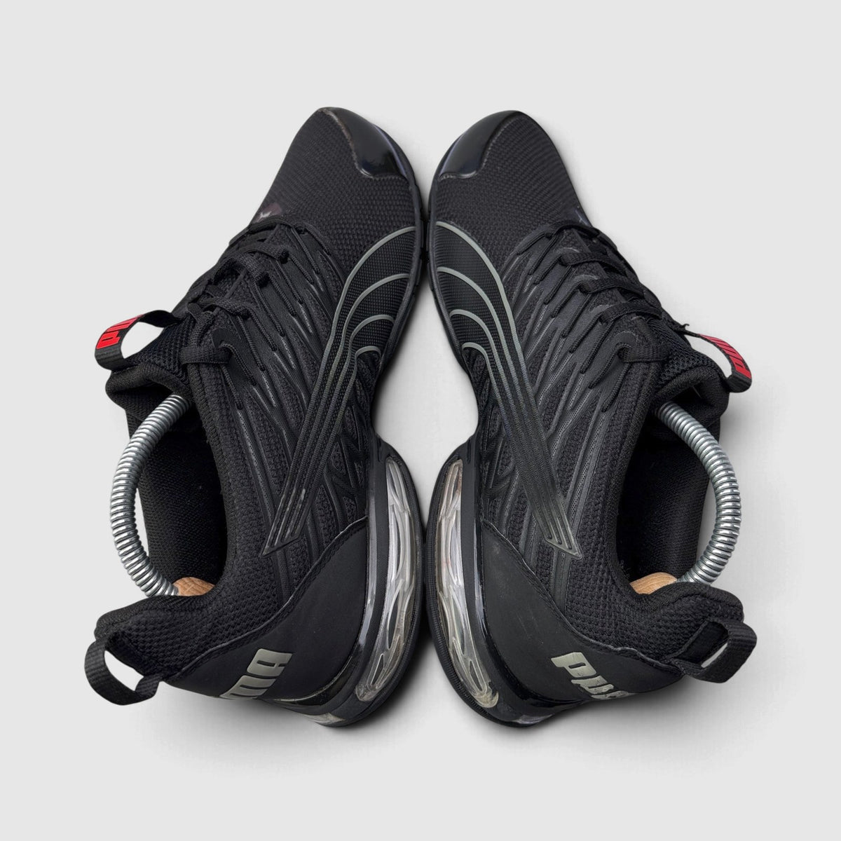 Puma Voltaic Evo Black, buty sportowe męskie w bardzo dobrym stanie rozmiar 42, widok z góry