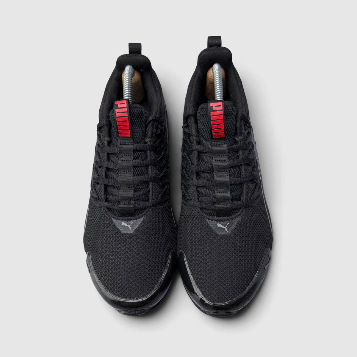 Puma Voltaic Evo Black, buty sportowe męskie w bardzo dobrym stanie rozmiar 42, widok z góry