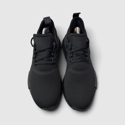 Adidas NMD R1 Core Black / Triple Black, buty sportowe męskie w bardzo dobrym stanie rozmiar 42 2/3, widok z przodu