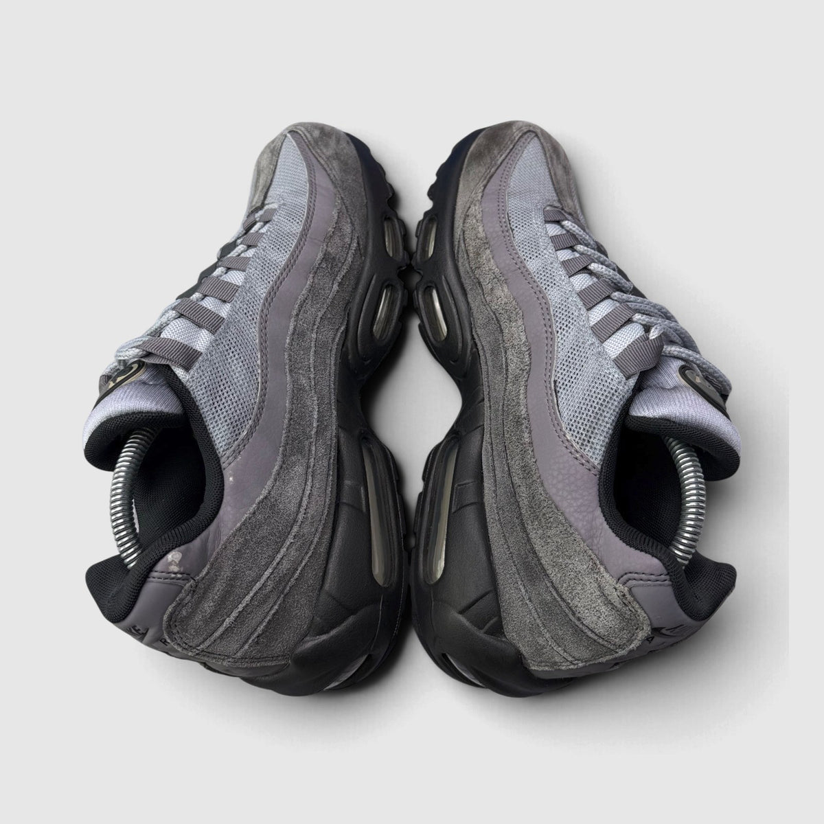 Nike Air Max 95, buty sportowe męskie w bardzo dobrym stanie rozmiar 42.5, para butów