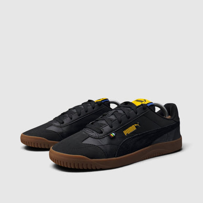 Puma Club 5v5, buty sportowe męskie w bardzo dobrym stanie rozmiar 42, para butów