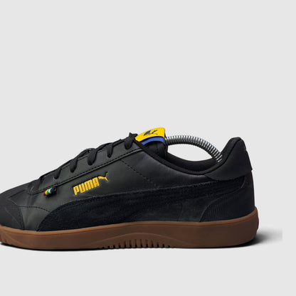 Puma Club 5v5, buty sportowe męskie w bardzo dobrym stanie rozmiar 42, boczny profil, lewa strona